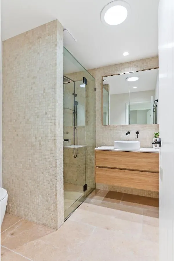 Raven6, Noosa Sound Villa